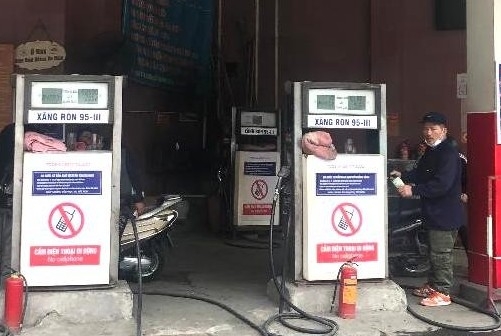 gia xang ron 95 dieu chinh tang gan 500 donglit