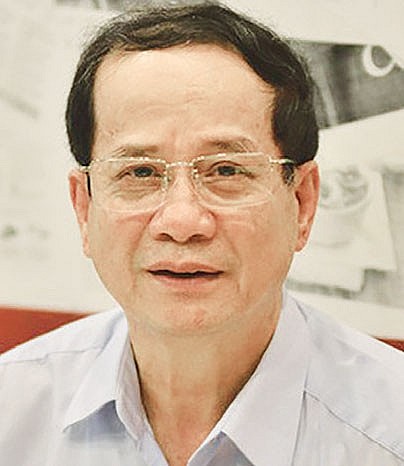 “Phải tính nhiều giải pháp chứ không chỉ nghĩ đến giảm thuế xăng dầu”