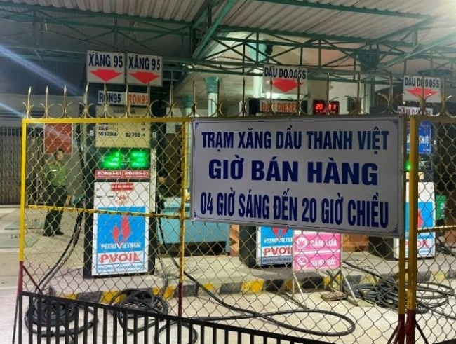 Tây Ninh: Một cửa hàng xăng dầu bị xử phạt 15 triệu đồng vì đóng cửa sớm