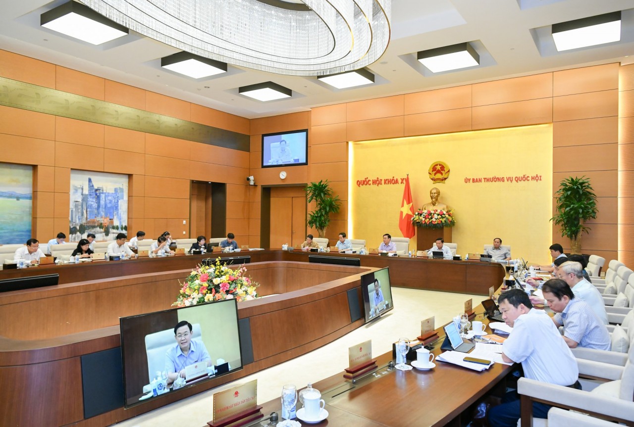 Toàn cảnh phiên họp