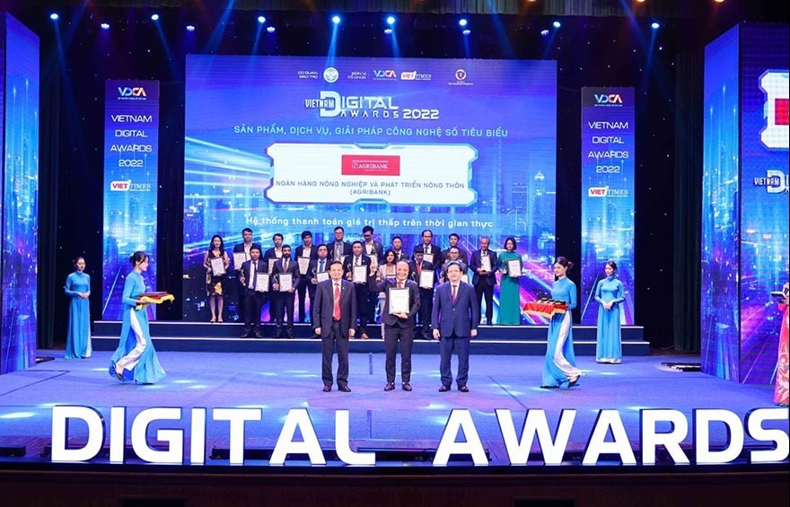 Agribank vinh dự nhận giải thưởng Chuyển đổi Số Việt Nam năm 2022