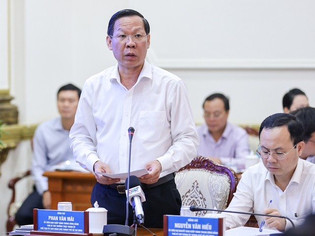 Chính phủ sẽ đồng hành để tháo gỡ khó khăn trong giải ngân vốn đầu tư công cho TP. Hồ Chí Minh