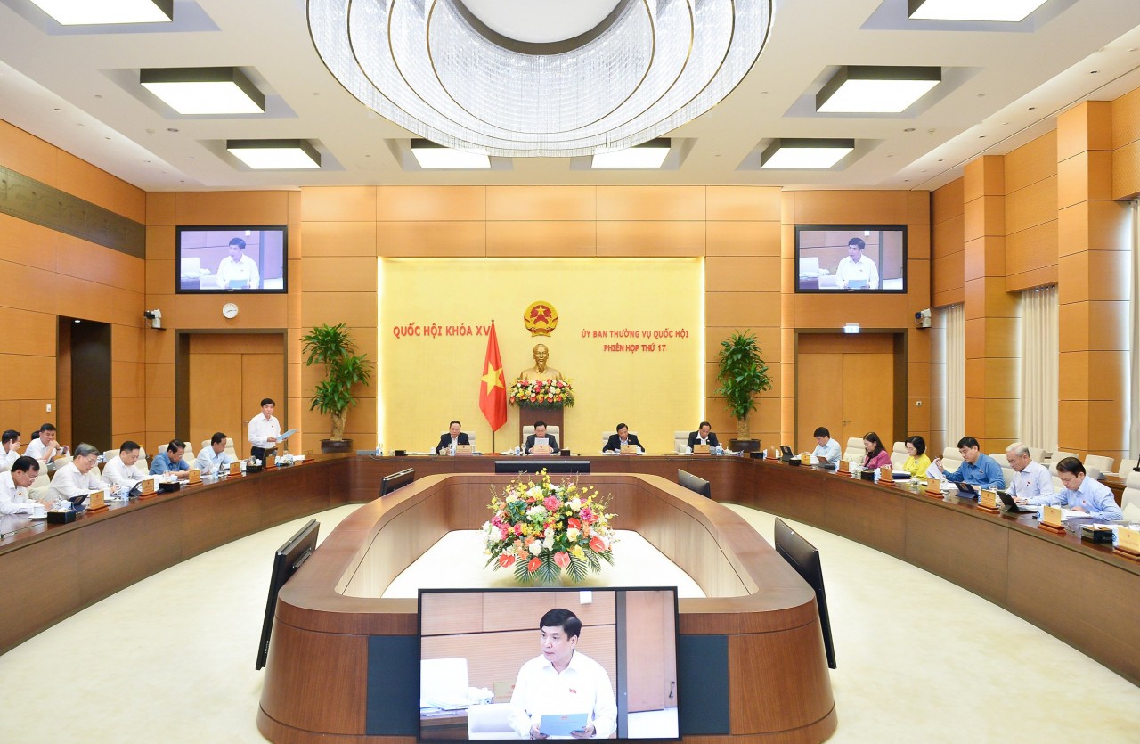 Kỳ họp bất thường của Quốc hội: Chỉ xem xét những vấn đề cấp bách, đủ chín, đủ rõ