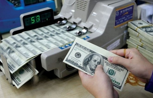 Tỷ giá hôm nay (15/5): USD trung tâm tăng mạnh phiên đầu tuần