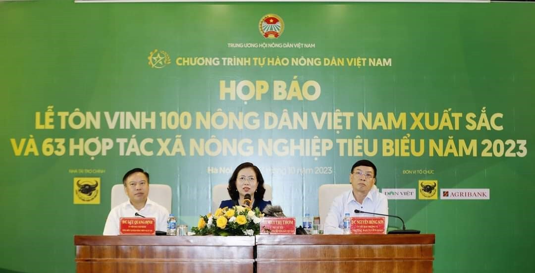 Tháng 10/2023 sẽ tôn vinh 100 nông dân xuất sắc nhất năm 2023