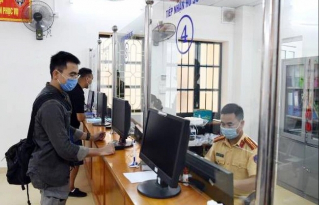 Kết quả đấu giá biển số xe ngày 20/11: Biển số “siêu khủng” chốt giá không tưởng