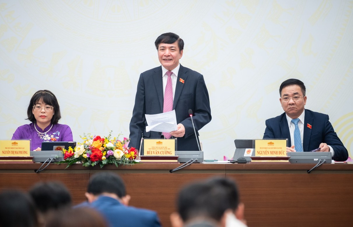 quoc hoi co the to chuc ky hop bat thuong vao dau nam 2024