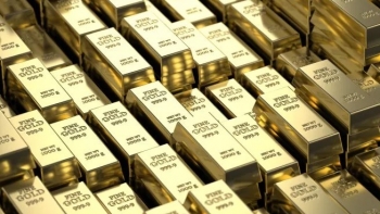 Giá vàng vượt mốc 4.600 USD giữa lúc Chủ tịch Fed bị điều tra hình sự và nhu cầu trú ẩn an toàn tăng cao