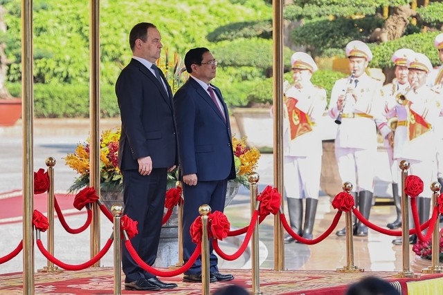 Thủ tướng Phạm Minh Chính chủ trì lễ đón, hội đàm với Thủ tướng Belarus