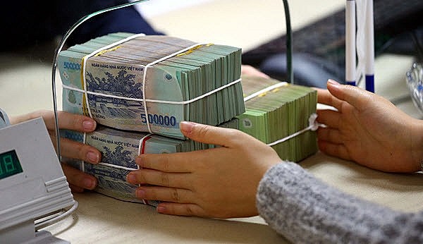 Chính thức tiếp tục giảm 50% thuế bảo vệ môi trường đối với xăng dầu trong năm 2024
