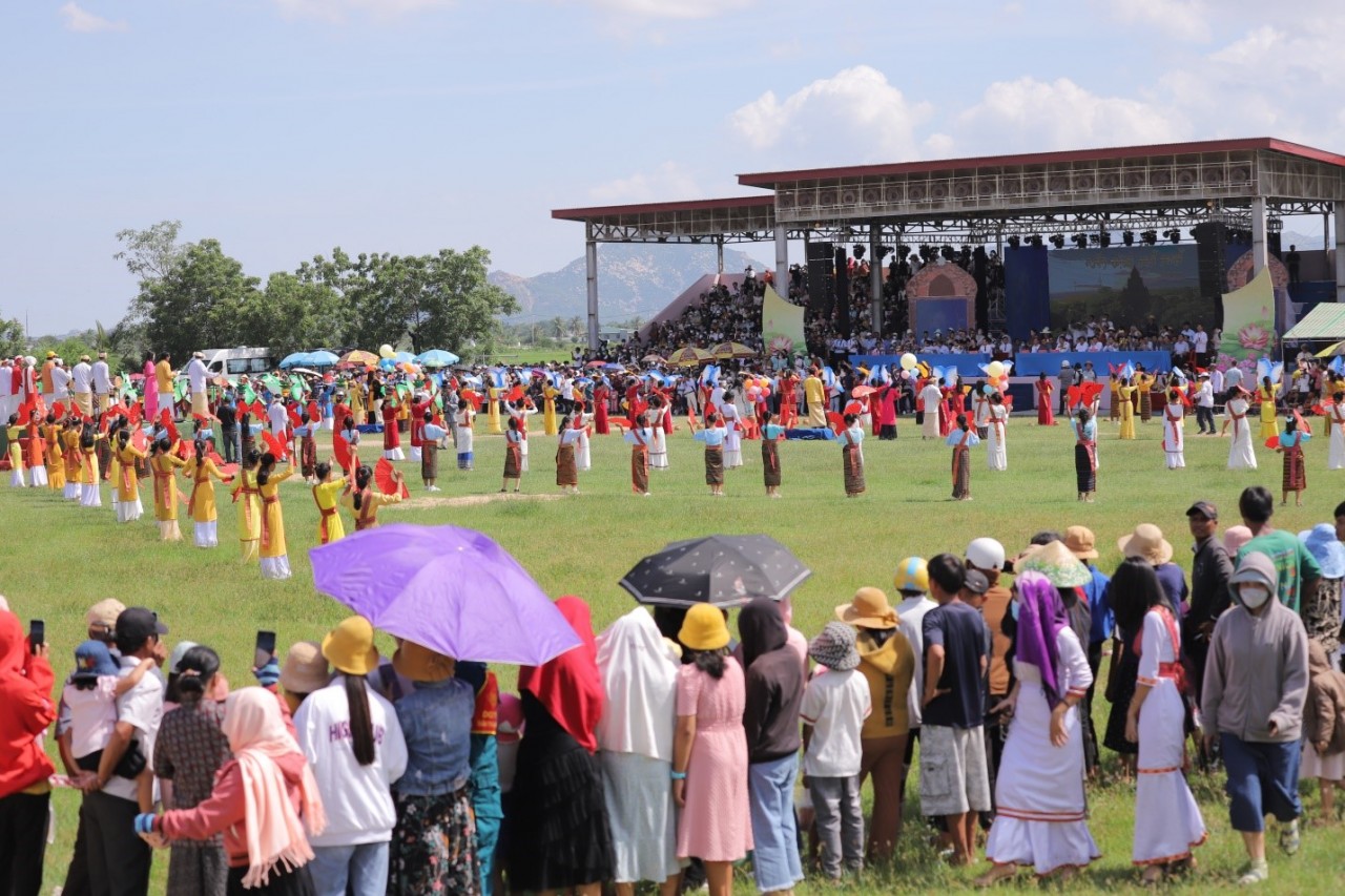 Ninh Thuận: Duy trì và phát triển lễ hội để nâng cao đời sống vật chất, tinh thần của đồng bào Chăm