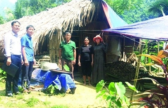 Nhiều hộ đồng bào dân tộc thiểu số nghèo tại Thanh Hóa được hỗ trợ nhà ở