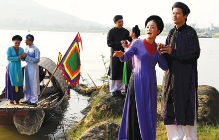 pho chu tich quoc lao chaleun yiapaoher dan ca vi giam cua viet nam rat hay va doc dao