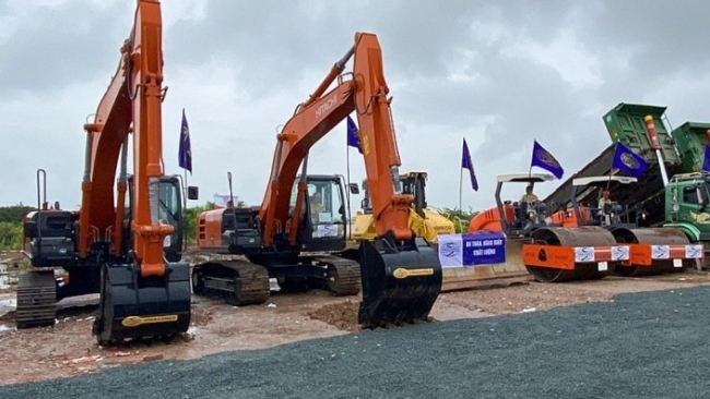 Gấp rút triển khai các mũi thi công, đẩy nhanh tiến độ đường Vành đai 4