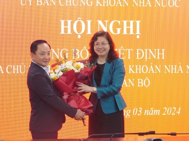 Ủy ban Chứng khoán Nhà nước điều động và bổ nhiệm Phụ trách Vụ Giám sát công ty đại chúng