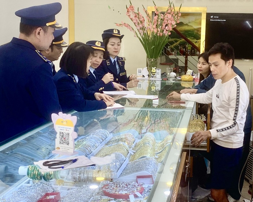 Quảng Ninh: Phát hiện, xử lý 18 cơ sở kinh doanh vàng