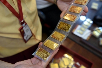 Giá vàng hôm nay (16/4): Vàng trong nước lẫn vàng thế giới vẫn tiếp tục tăng cao
