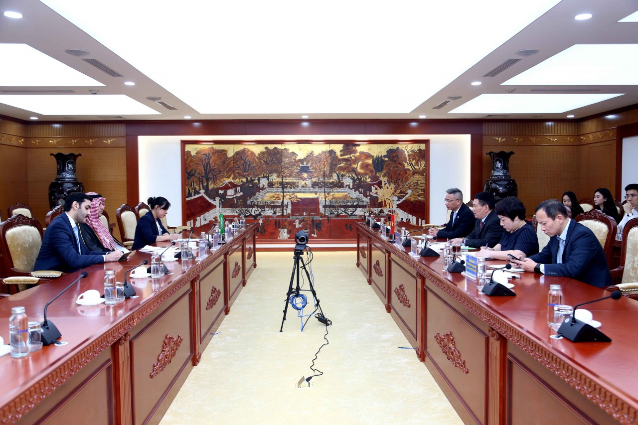 Bộ trưởng Hồ Đức Phớc tiếp Đại sứ Vương quốc Ả-rập Xê-út tại Việt Nam