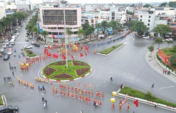 Quảng Ninh: Móng Cái thu hút gần 200 doanh nghiệp mới làm thủ tục xuất nhập khẩu qua địa bàn