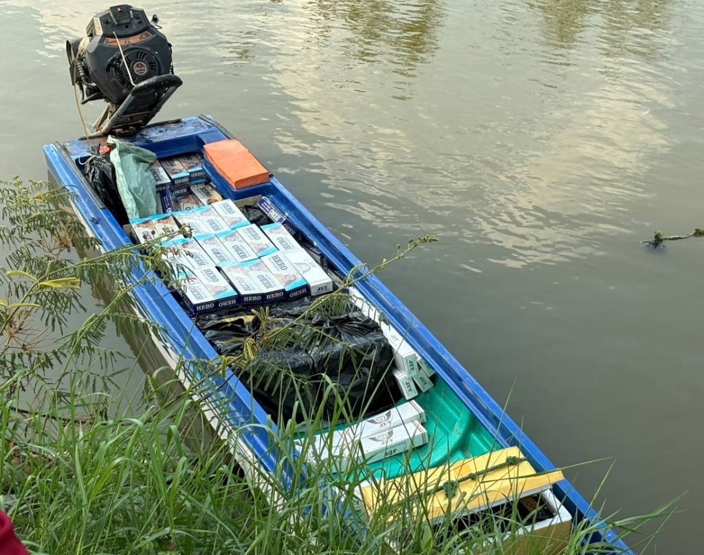 Tang vật vi phạm bị Công an An Giang phát hiện, tạm giữ.