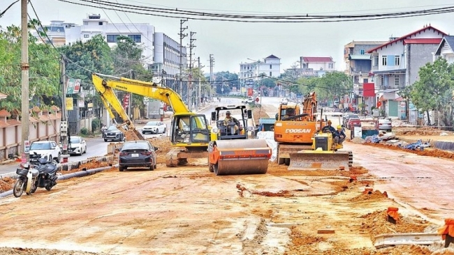 Khẩn trương tăng tốc giải ngân các dự án đầu tư công