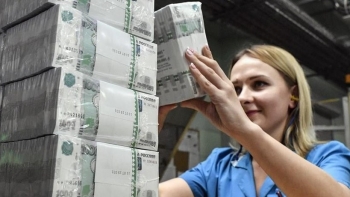Ngân hàng Trung ương Nga tiếp tục tăng lãi suất chủ chốt lên 18%