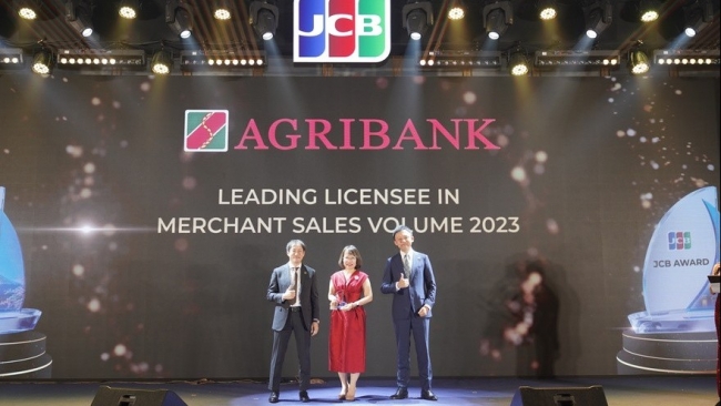 Agribank vinh dự nhận giải thưởng ngân hàng dẫn đầu về doanh số thanh toán thẻ 2023