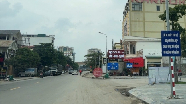 Tháo gỡ khó khăn, xúc tiến đầu tư 2 tuyến quốc lộ quan trọng phía Bắc