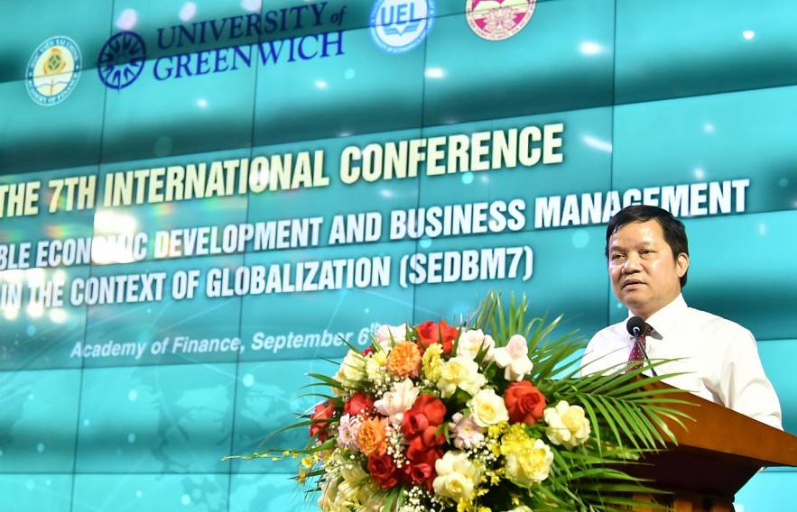 Giải pháp thúc đẩy kinh tế phát triển nhanh và bền vững