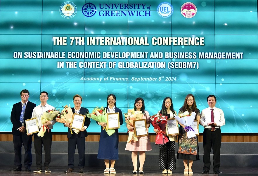 Giải pháp thúc đẩy kinh tế phát triển nhanh và bền vững