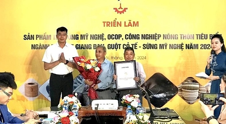 Hà Nội: Quảng bá sản phẩm làng nghề gắn với phát triển du lịch
