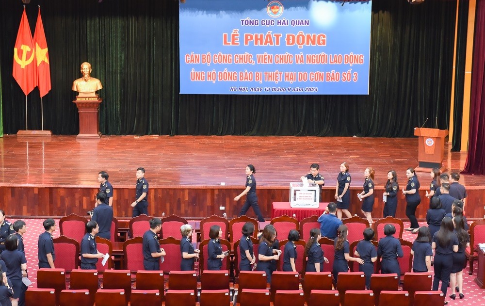 Công chức cơ quan Tổng cục Hải quan Công chức cơ quan Tổng cục Hải quan