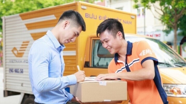 Áp thuế hàng giá trị nhỏ đảm bảo công bằng với hàng sản xuất trong nước, chống thất thu ngân sách