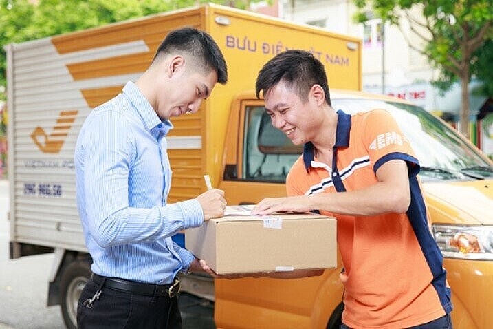 Áp thuế hàng giá trị nhỏ đảm bảo công bằng với hàng sản xuất trong nước, chống thất thu ngân sách