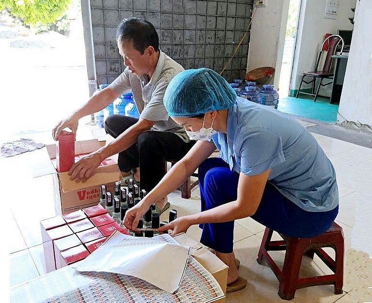 Cục Thuế Phú Thọ siết chặt quản lý tem điện tử rượu, thuốc lá