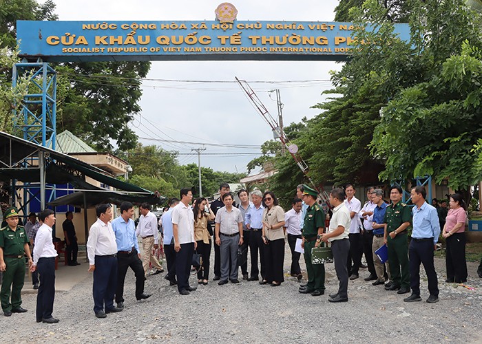 Đảm bảo quản lý xuất nhập khẩu sau khi mở cửa khẩu đường bộ Thường Phước - Đồng Tháp