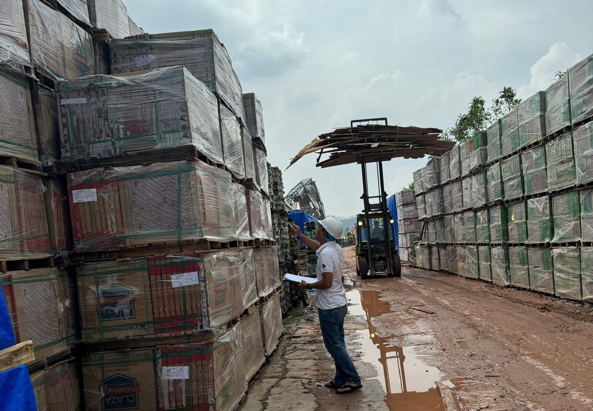 Bảo hiểm VietinBank – VBI tạm ứng gần 50 tỷ đồng cho khách hàng thiệt hại từ cơn bão Yagi Bảo hiểm VietinBank – VBI tạm ứng gần 50 tỷ đồng cho khách hàng thiệt hại từ cơn bão Yagi