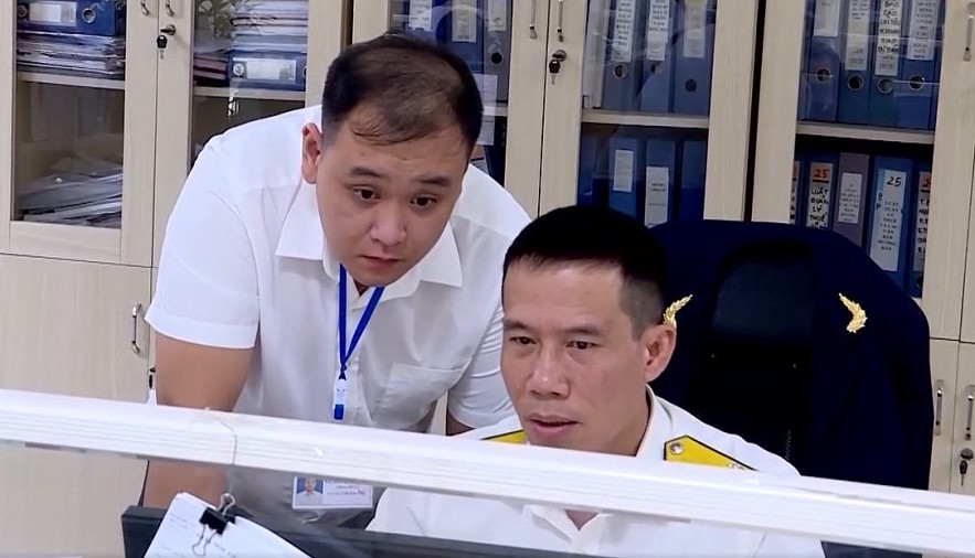 Tổ chức, cá nhân nợ thuế đều bị xem xét tạm hoãn xuất cảnh