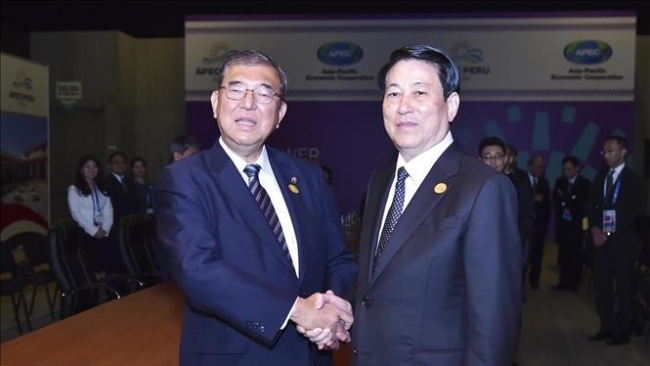 Chủ tịch nước gặp Thủ tướng Nhật Bản nhân dịp tham dự Hội nghị Cấp cao APEC 2024