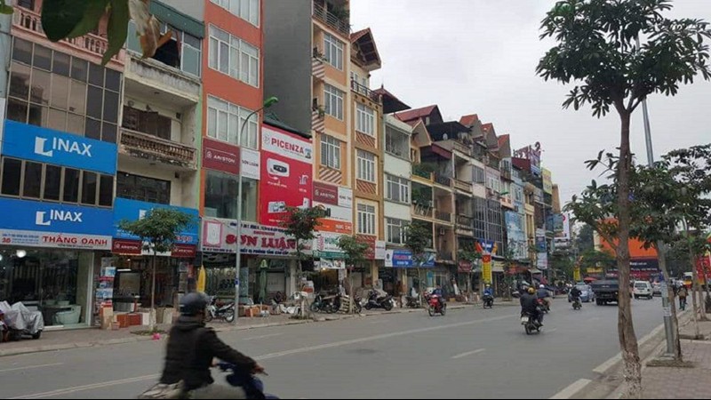 ha noi phan luong giao thong tren pho minh khai