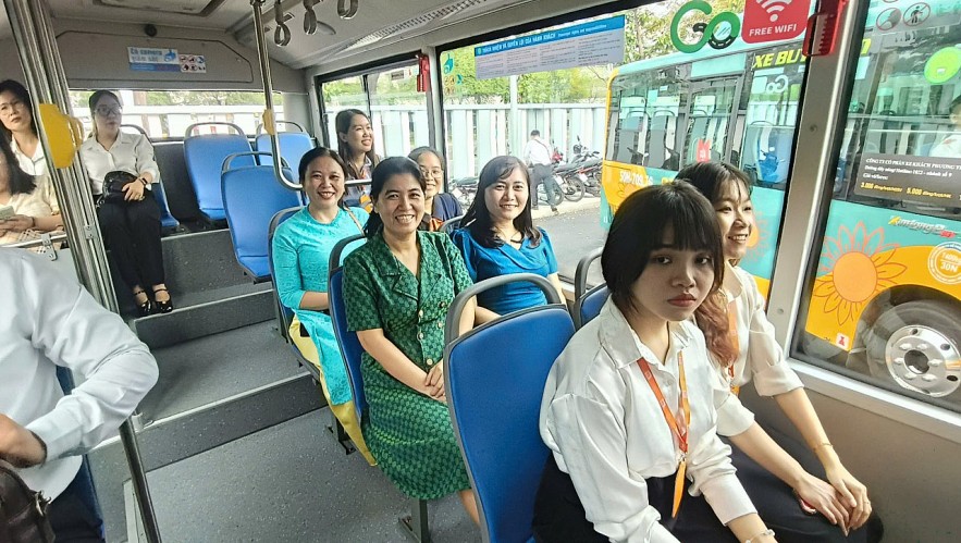 TP. Hồ Chí Minh: 17 tuyến buýt gom kết nối Metro sẵn sàng đón khách