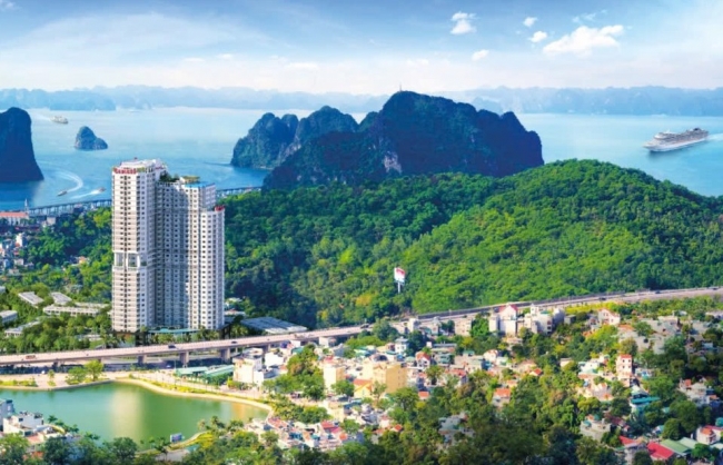 Hơn 10.000 người tham gia giải chạy tại Quảng Ninh