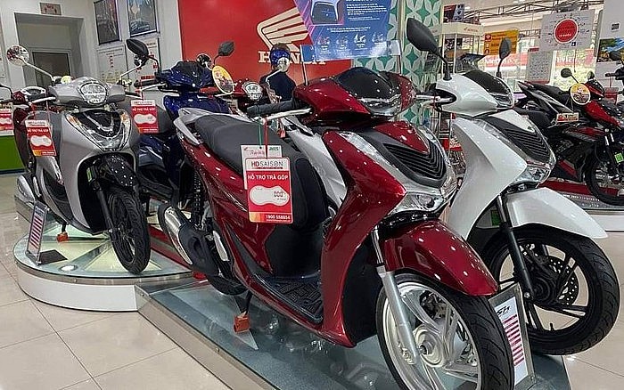 Giá xe Honda SH tháng 2/2025 giảm chưa từng có