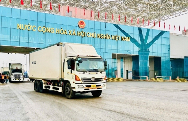 Quảng Ninh: Đẩy mạnh đấu tranh với buôn lậu, gian lận thương mại và hàng giả