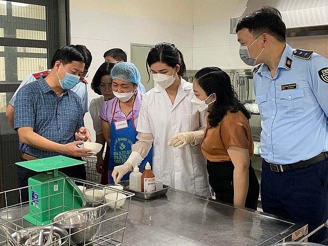 Lập 5 đoàn liên ngành trung ương kiểm tra an toàn thực phẩm tại 10 tỉnh, thành phố