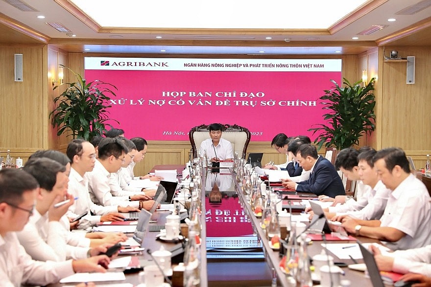 Agribank phấn đấu hoàn thành vượt kế hoạch các chỉ tiêu về công tác xử lý, thu hồi nợ