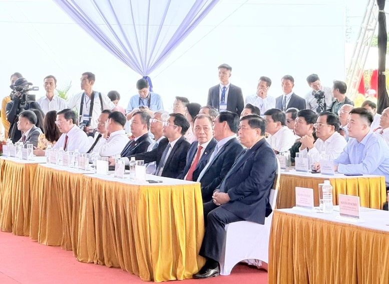TRỰC TIẾP: Thủ tướng chủ trì lễ khởi công, khánh thành 80 công trình, dự án lớn kỷ niệm 50 năm Giải phóng miền Nam- Ảnh 11.