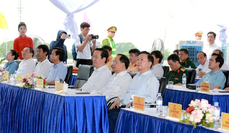 TRỰC TIẾP: Thủ tướng chủ trì lễ khởi công, khánh thành 80 công trình, dự án lớn kỷ niệm 50 năm Giải phóng miền Nam- Ảnh 5.