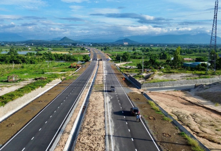 Bình Thuận: Phát huy lợi thế nhiều cảnh quan đẹp, tăng tốc vươn mình cùng cả nước
