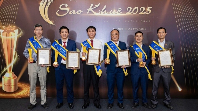 agribank xuat sac duoc cong nhan giai thuong sao khue 2025 o 6 he thong cong nghe san pham dich vu